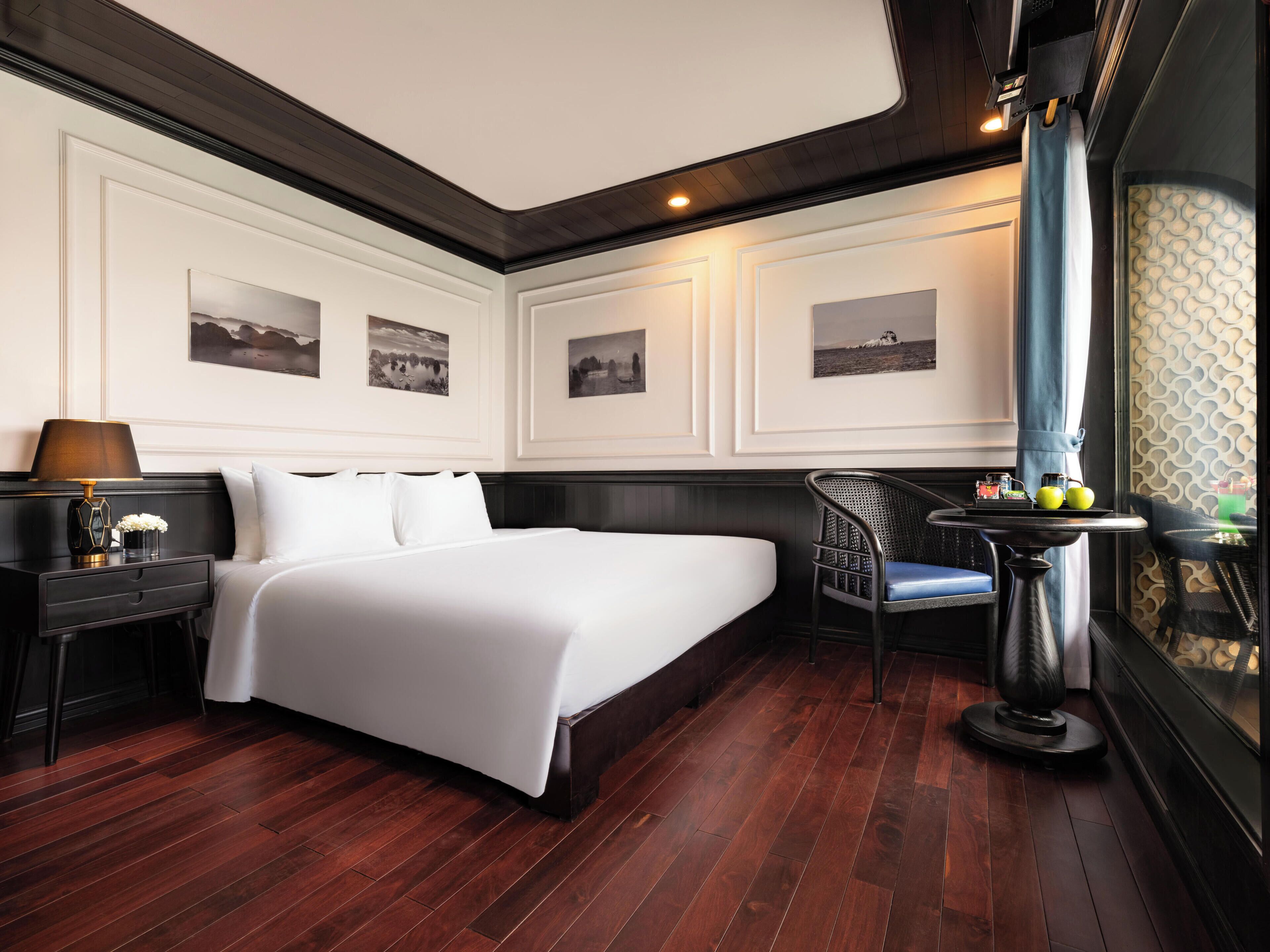 Minibar, in-room safe, desk, laptop workspace