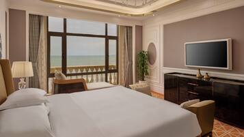 Suite, Sea View (Xin Hao President, Single Room) | Premium bedding, pillowtop beds, in-room safe, desk