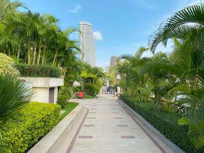 Garden - Ramada by Wyndham Sihanoukville Xinhaohui Palace (Sihanoukville)