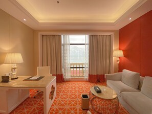 Junior-Zweibettzimmer, Meerblick | Wohnbereich