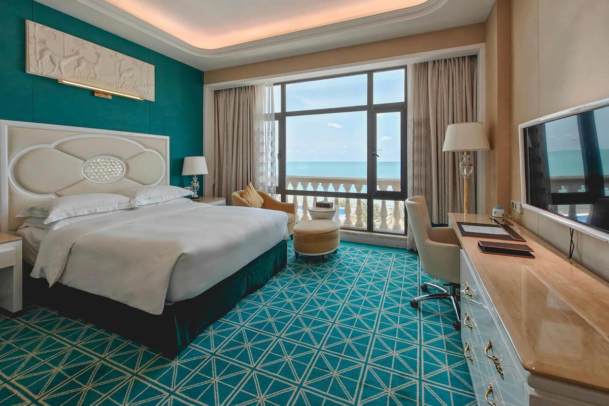 Quarto luxo, vista para o mar | Roupas de cama premium, camas com colchões pillow-top