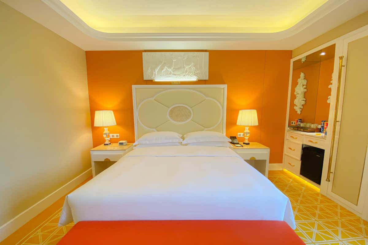 Chambre Double Supérieure, vue ville