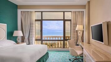 Deluxe Room, Sea View | Beach/ocean view