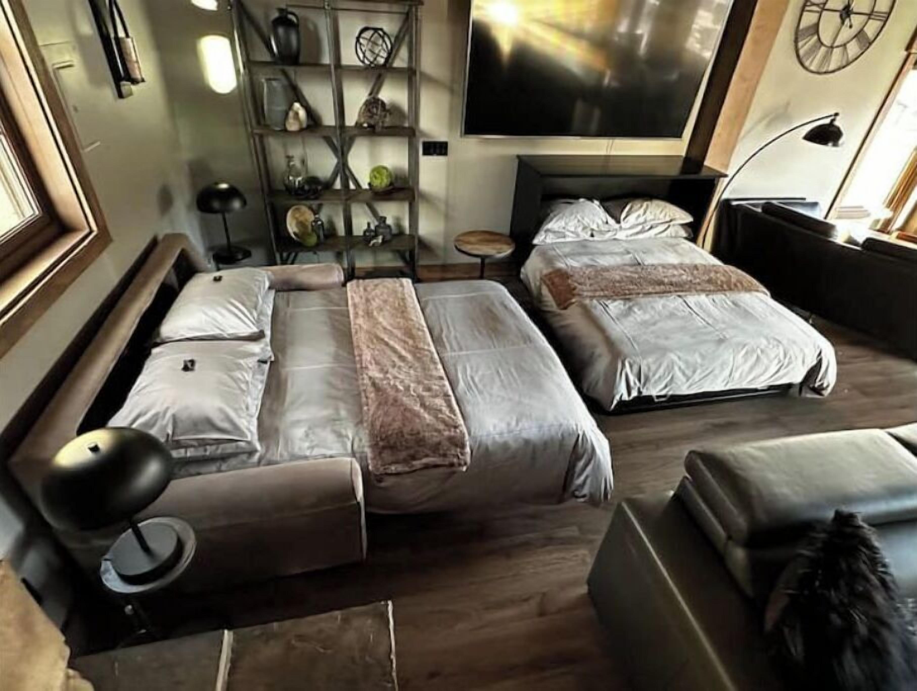 1 bedroom, desk, iron/ironing board, travel crib