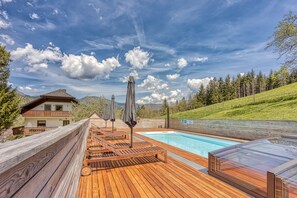 Außenpool (je nach Saison geöffnet), beheizter Pool