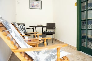 Double Room 4 | Terrace/patio