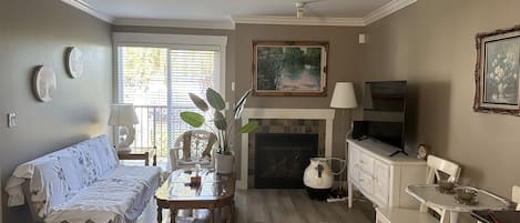 TV connectée, cheminée