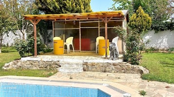 Casa, 2 habitaciones, con acceso para personas discapacitadas, para fumadores | Terraza o patio