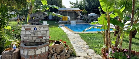 House, 2 Bedrooms, Accessible, Smoking | Garden