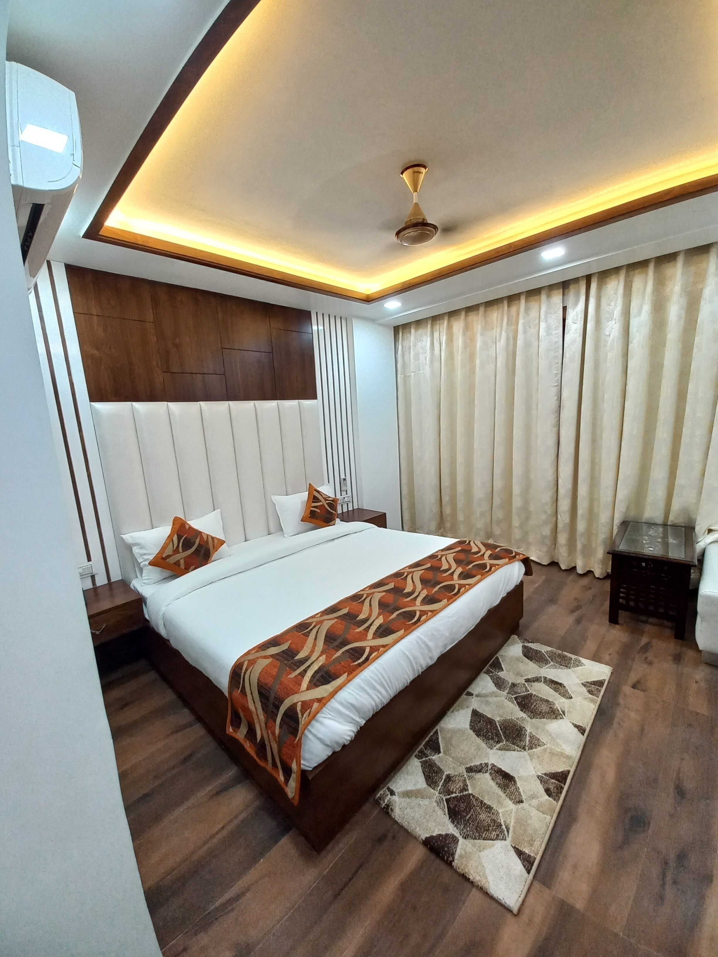 Premium bedding, memory-foam beds, in-room safe, individually decorated