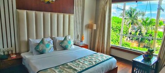 HOTEL The Rich Grand