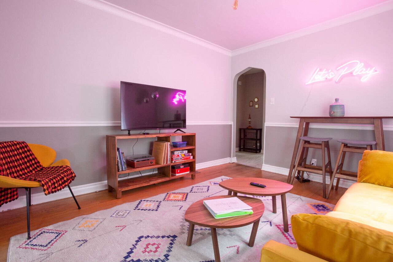 Comfortable & Picturesque Private Home | Cardinal Vac Homes