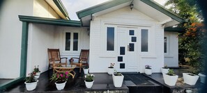 Front of property - Zion White House (Nuwara Eliya)