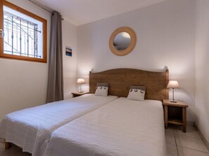 2 Schlafzimmer, Schreibtisch, Internetzugang