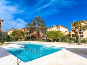 Pool - Le Clos Sainte Anne by Interhome (Saint-Tropez)