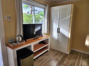 Standard Room, 1 King Bed | In-room safe, blackout drapes, free WiFi - Danbi Resort (Panglao)