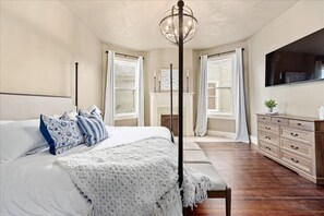 1 habitación, escritorio, tabla de planchar con plancha y wifi gratis 