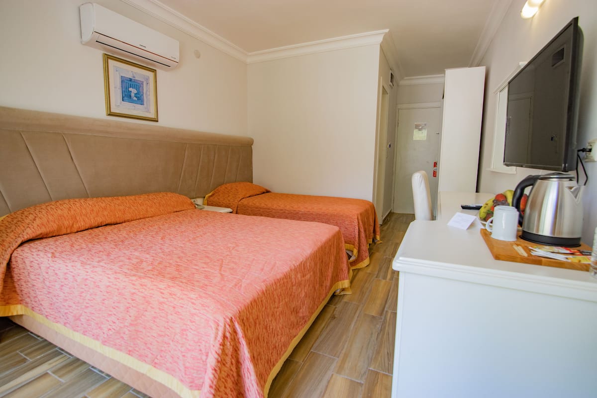 Standart Sea View | Minibar, skrivebord, gratis Wi-Fi, sengetøj