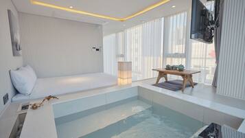 Double Private Spa (Run of House) | Meja kerja, Wi-Fi gratis, dan seprai linen