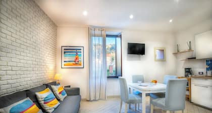 Central Sorrento: 1 BR, 1 BA, sleeps 2 + 1, Wi-Fi, AC