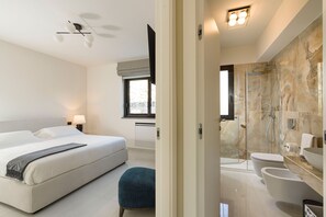 5 chambres, fer et planche à repasser, accès au Wi-Fi (inclus)