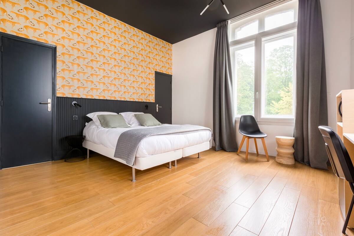 Kamar Double Superior, ensuite, pemandangan kota (Albert) | Seprai premium, tempat tidur bayi gratis, Wi-Fi gratis, dan seprai linen