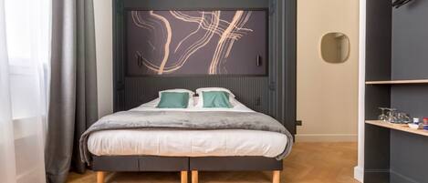 Premium tweepersoonskamer, en-suite badkamer | Luxe beddengoed, gratis babybedden, gratis wifi, beddengoed