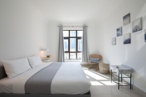 Comfort-Apartment | 2 Schlafzimmer, Zimmersafe, laptopgeeigneter Arbeitsplatz