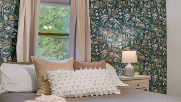 3 bedrooms, iron/ironing board, travel crib, WiFi