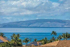 Condo, 2 quartos | Vista para praia/oceano