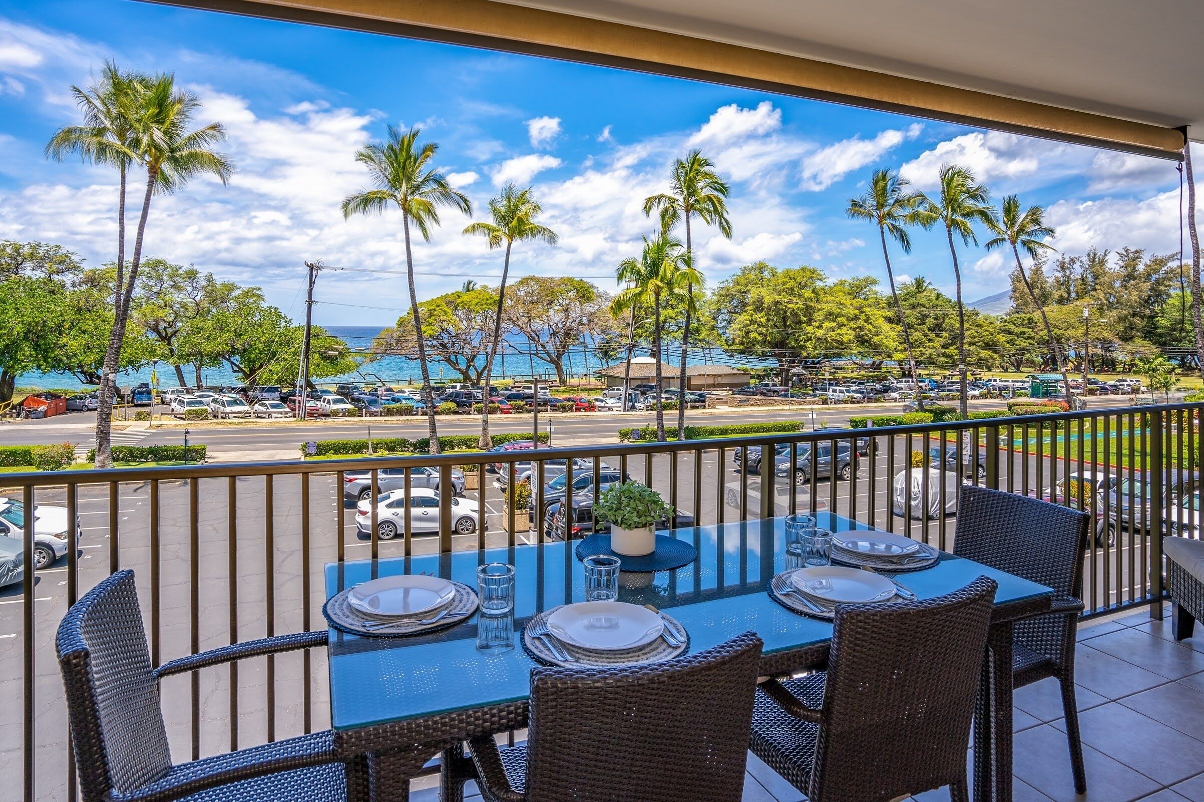 Condo, 2 Bedrooms | Outdoor dining