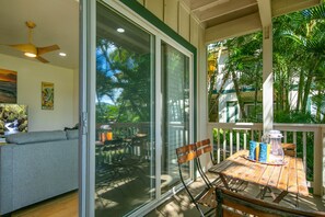 Condo, 2 Bedrooms | Outdoor dining