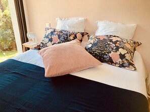 6 bedrooms, iron/ironing board, free WiFi, bed sheets - Villa Hossegor, 290m2, 12 Couchages, Piscine (40150 HOSSEGOR)