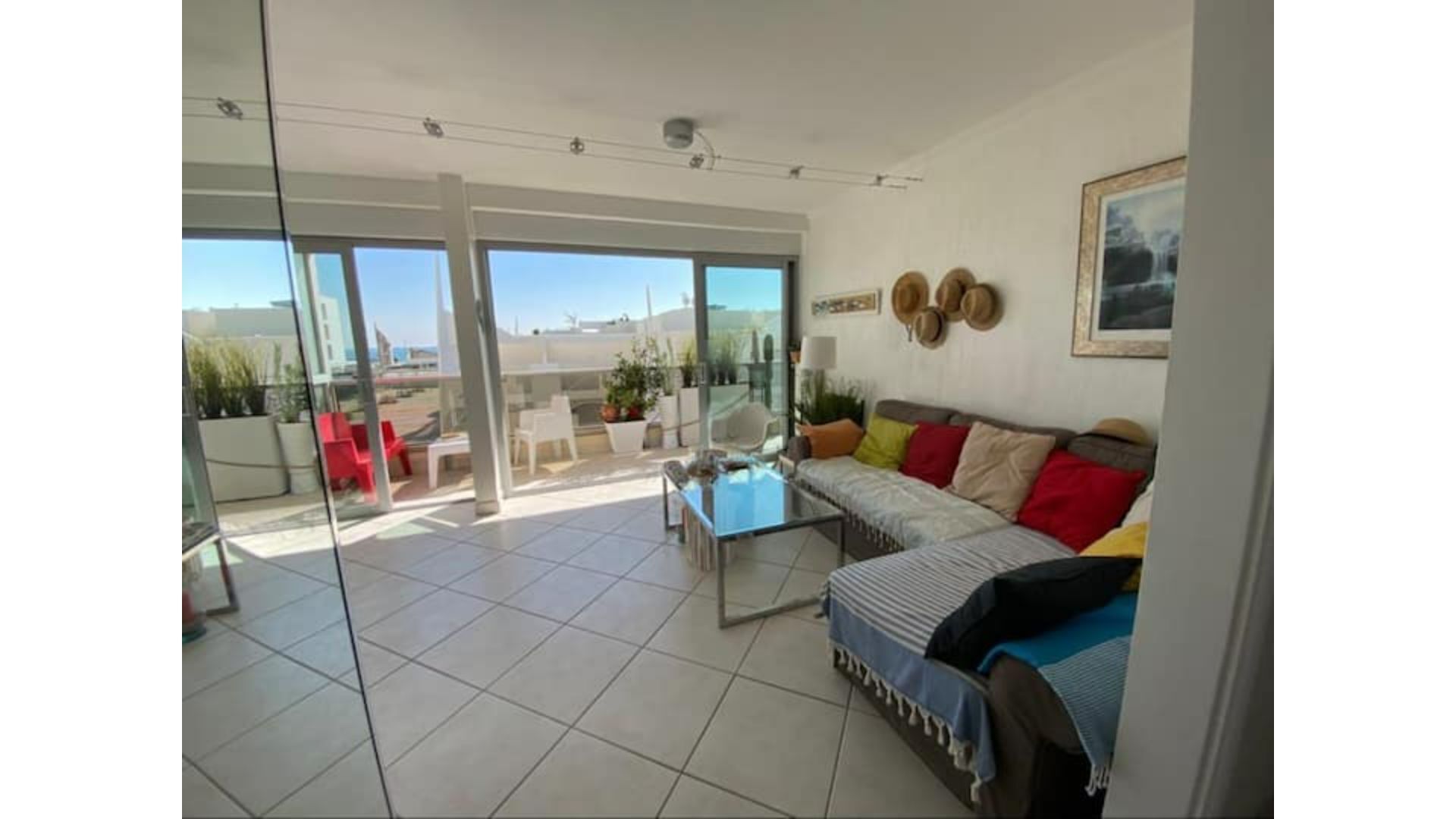 T3 vue mer Avec Piscine, Parking, Wifi, Classé 3 Étoiles