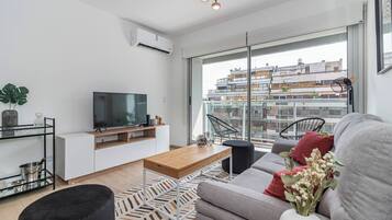 Smart TV, offices