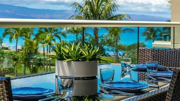 Condo, 2 Bedrooms | Outdoor dining