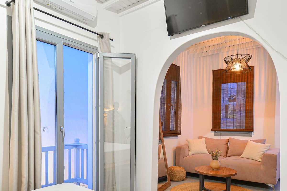 Balcony Suite | 2 quartos, frigobar, espaço de trabalho para notebook