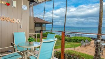 Condo, 1 Bedroom | Property grounds