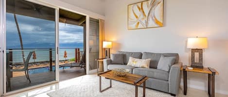 คอนโด, 1 ห้องนอน | บริเวณนั่งเล่น | สมาร์ททีวี