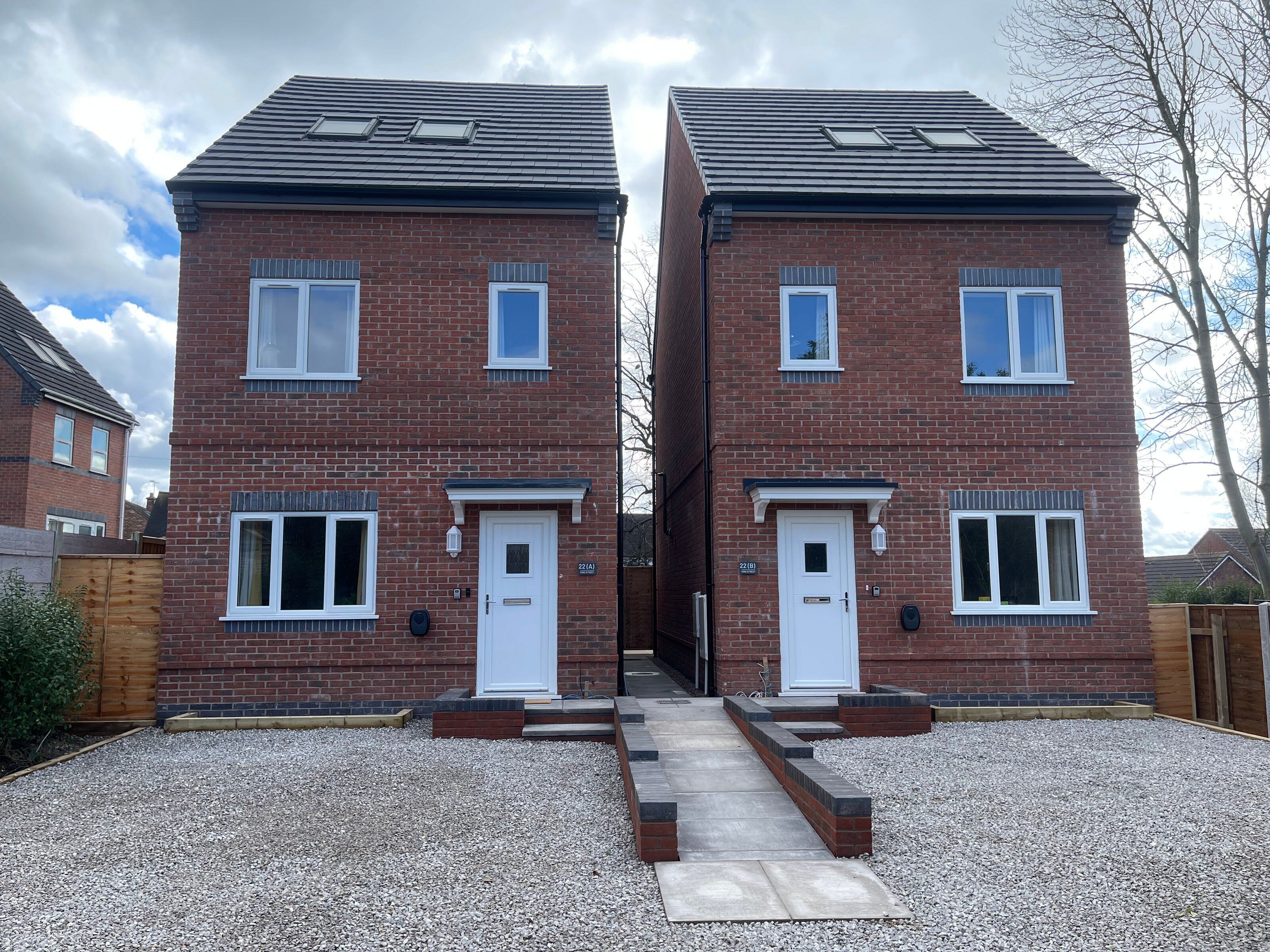 Brand New High Spec House with parking Wi-Fi (B) by HAFH