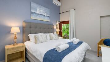 Classic Villa | 2 bedrooms, in-room safe, iron/ironing board