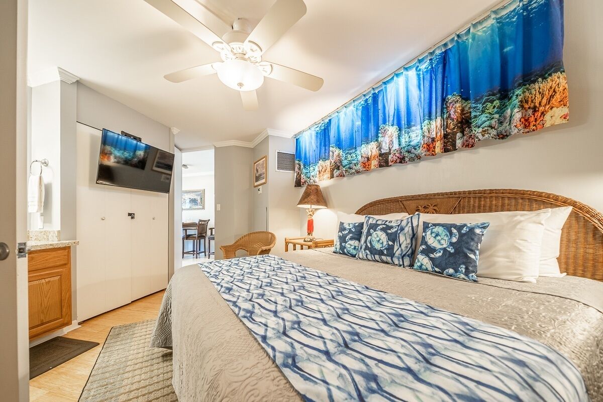 Condo, 2 Bedrooms | Iron/ironing board, free WiFi