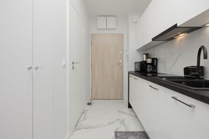 Apartament, 1 dormitori, balcó, orientació mar | Cuina privada | Rentaplats, cafetera i tetera, bullidora elèctrica i torradora 