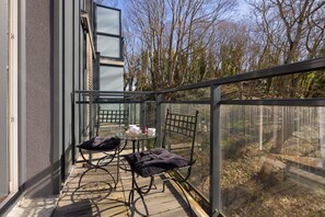 Apartment, 1 Bedroom, Balcony, Sea Facing | Balcony