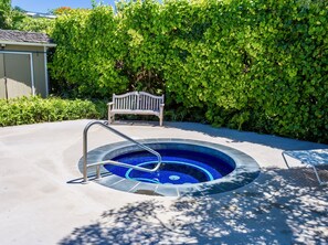 Condo, 1 Bedroom | Property grounds