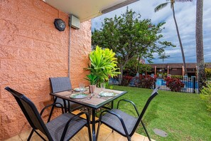 Condo, 1 Bedroom | Outdoor dining
