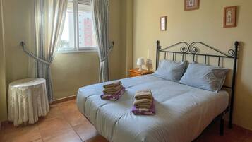 3 間睡房、熨斗/熨衫板、免費 Wi-Fi、床單