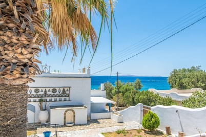 Holiday Home 'Porto Galini Tinos Volax 101 ' with Sea View, Wi-Fi and Air Conditioning