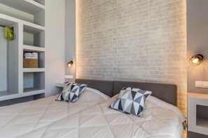 3 bedrooms, iron/ironing board, free WiFi, bed sheets - Holiday Home 'Porto Galini Tinos Perastra 103' with Sea View, Wi-Fi and Air Conditioning (?a??t?)