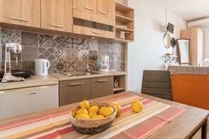 Interior - Holiday Home 'Porto Galini Tinos Tzados 107' with Sea View, Wi-Fi and Air Conditioning (??????)